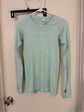 lululemon athletica light mint long sleeve seamless top